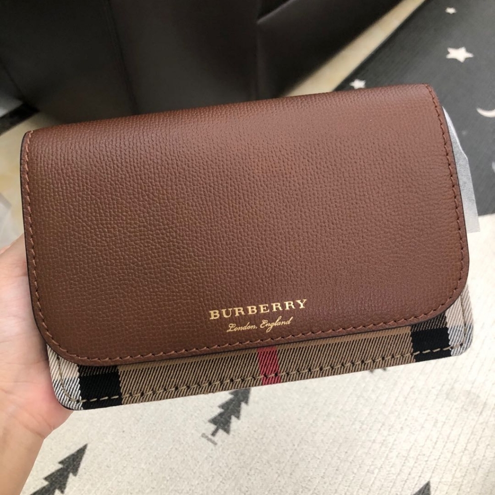 Burberry handbag